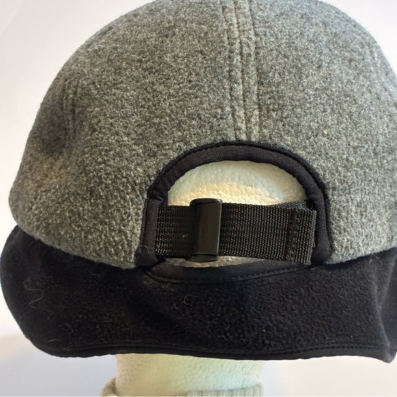 Vintage L.L . Bean Gray Black Fleece Polartec Hat Cap Ear Flaps Size L/XL - Picture 2 of 8